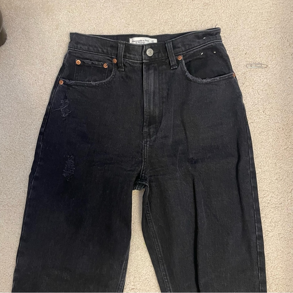 Abercrombie & Fitch “The 90s Straight Ultra High Rise” Jeans Size 27/4